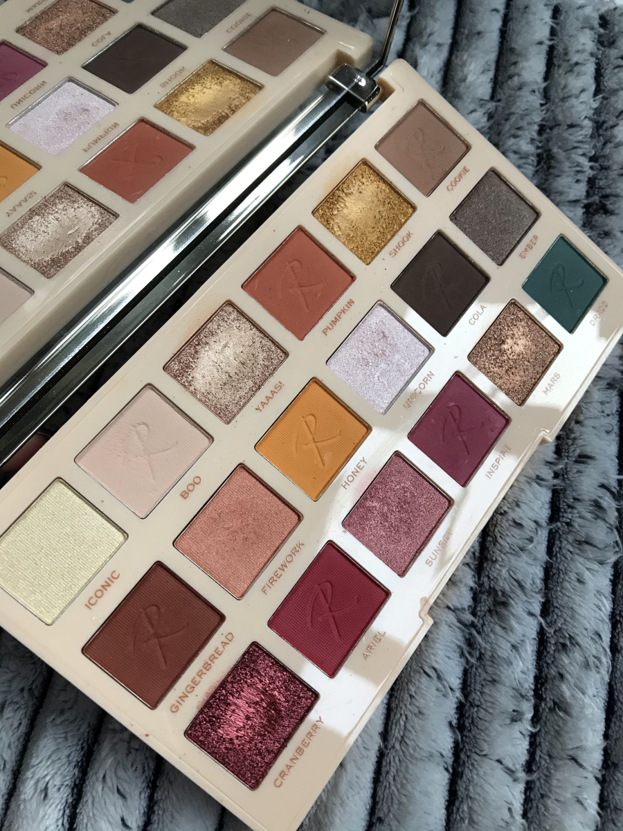 revolution x kisu eyeshadow & highlighter palette